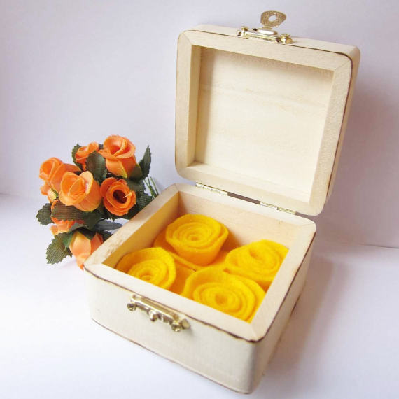 wedding ring box heart2