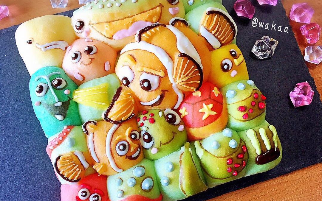 Kids Party Food – Cartoon Hand Torn Bread