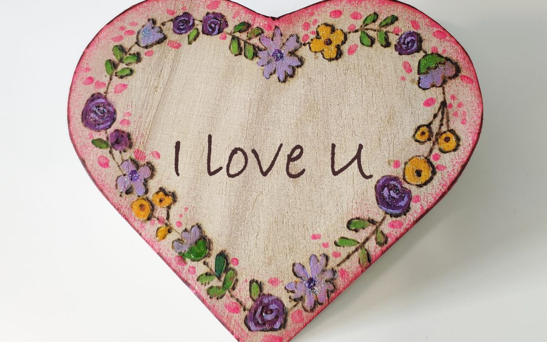 2019 Giveaway (1) – Custom Valentine Jewelry Box & 30% off coupon